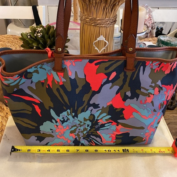 NWOT~2 PC.~FOSSIL Rachel multi~color Coated Canvas with Leather Trim and Straps - Picture 2 of 13